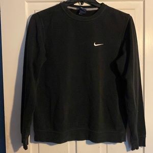 Nike men’s pullover sweatshirt, black, medium